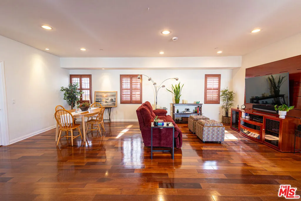 10943 Barman Avenue, Culver City, California 90230 home-pic-18